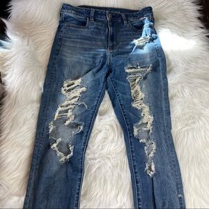 AMERICAN EAGLE DISTRESSED Super Hi-Rise Jegging